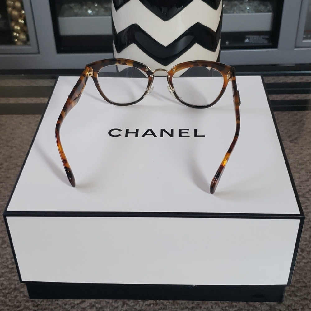Prada Tortoise Shell Glasses - Picture 3 of 8